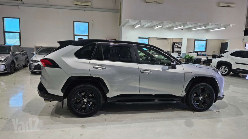 טויוטה RAV4