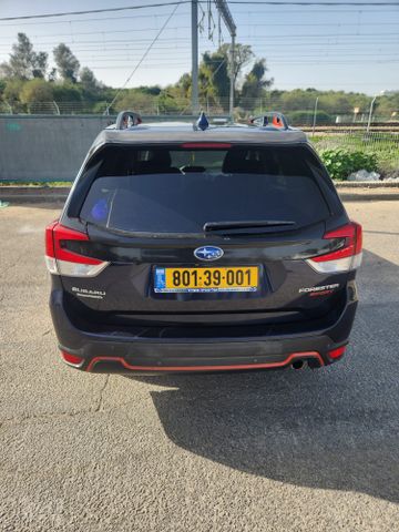 סובארו פורסטר