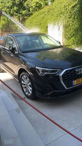 אאודי Q3