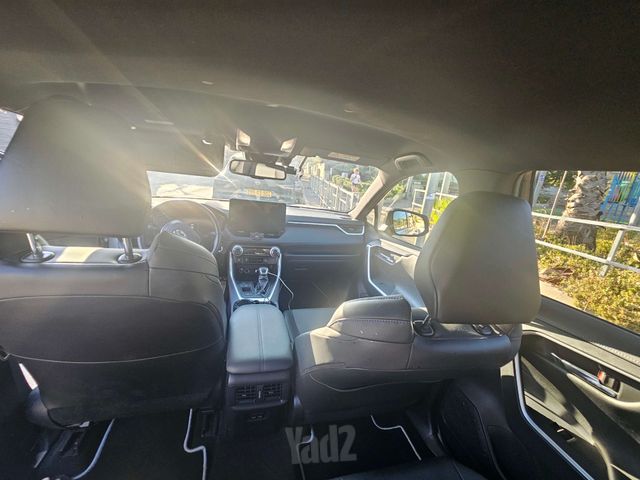 טויוטה RAV4