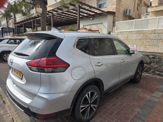 מודעת רכב ניסאן אקס טרייל