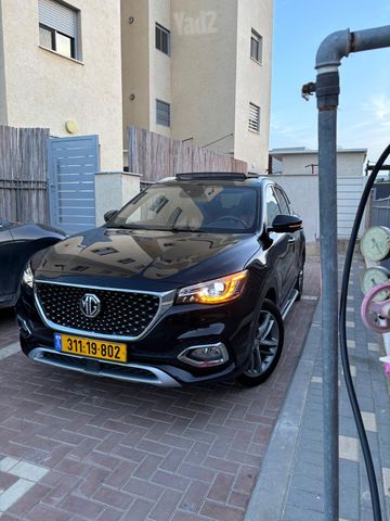 אם ג'י EHS PHEV