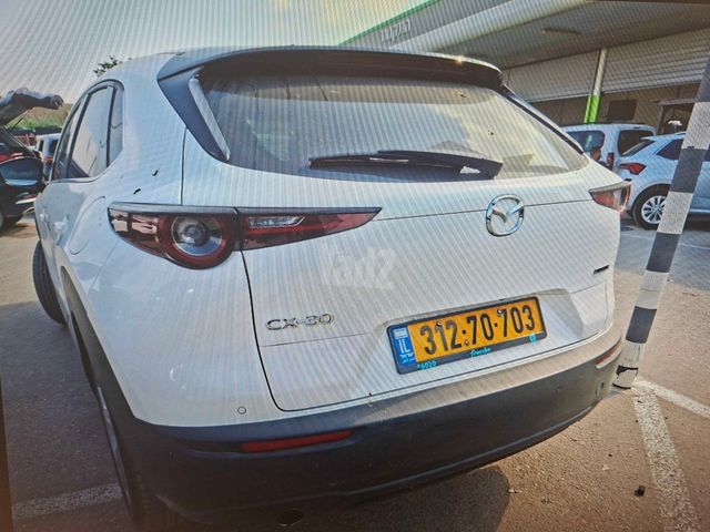 מאזדה CX-30