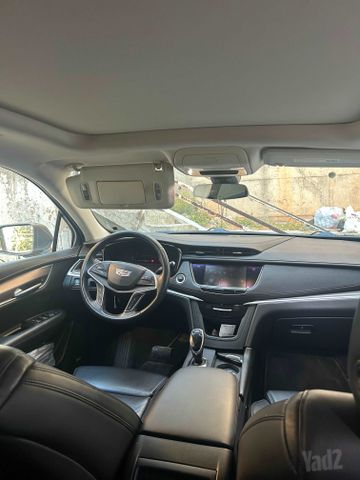 קאדילק XT5