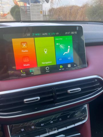 מודעת רכב אם ג'י EHS PHEV