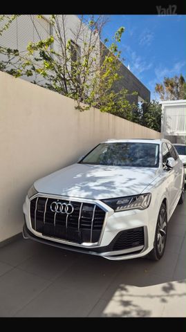מודעת רכב אאודי Q7