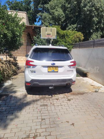 סובארו פורסטר
