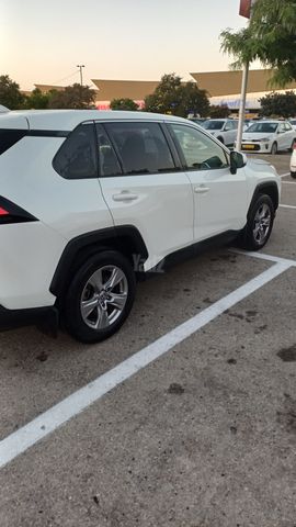 טויוטה RAV4