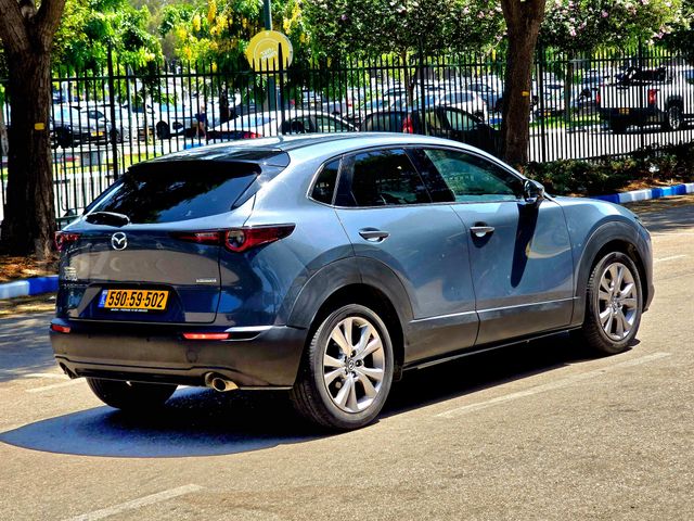 מאזדה CX-30