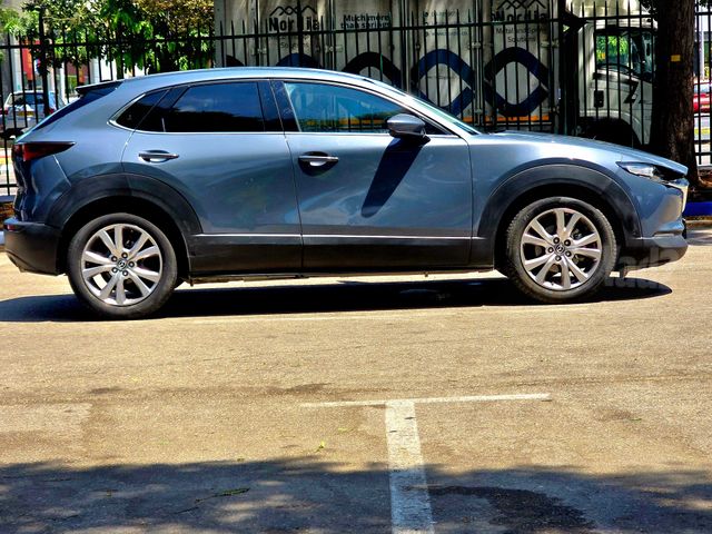 מודעת רכב מאזדה CX-30