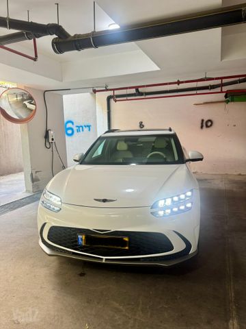 ג'נסיס GV60