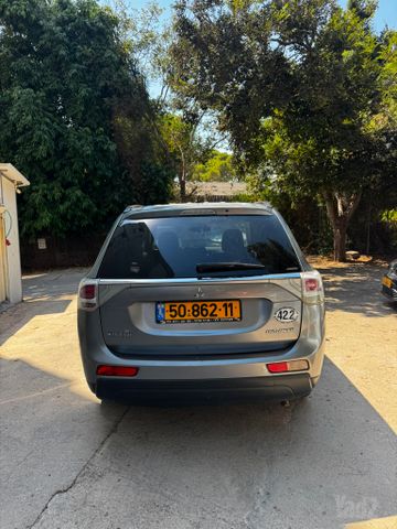 מיצובישי אאוטלנדר