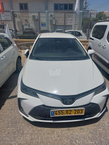 מודעת רכב טויוטה קורולה
