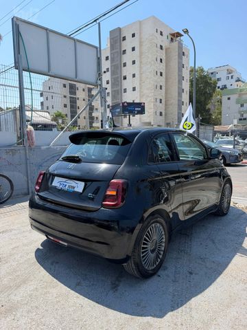 פיאט 500E