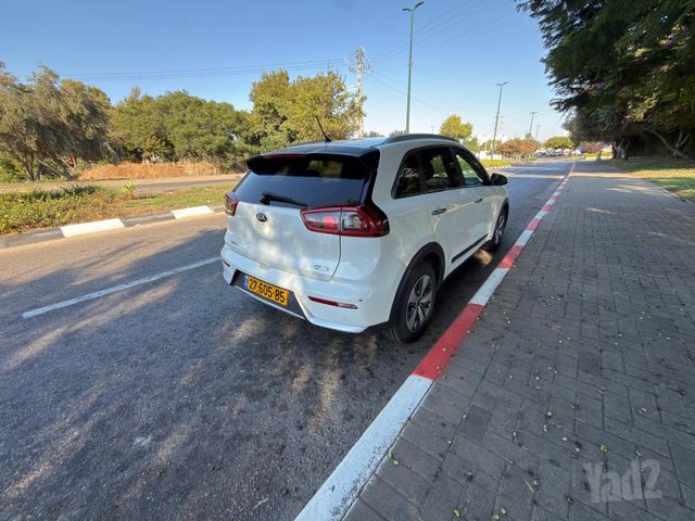 קיה נירו