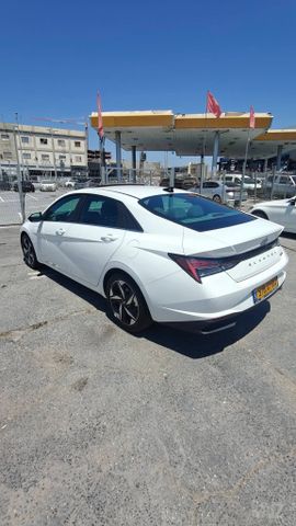 יונדאי אלנטרה