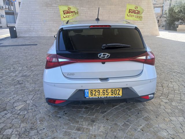 יונדאי i20