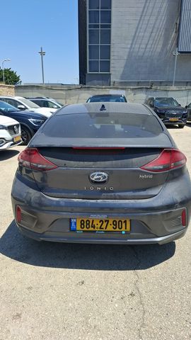 יונדאי איוניק