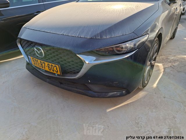 מאזדה 3