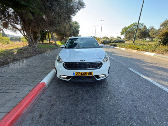 קיה נירו