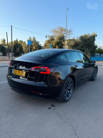 טסלה מודל 3