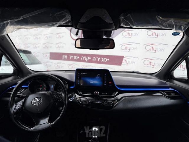 טויוטה C-HR
