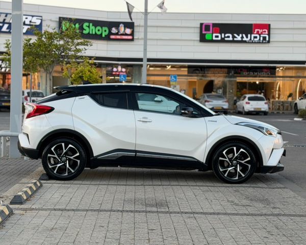 טויוטה C-HR
