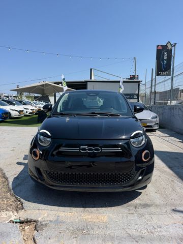 פיאט 500E