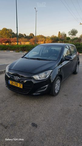 מודעת רכב יונדאי i20