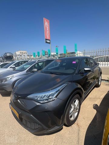 מודעת רכב טויוטה C-HR