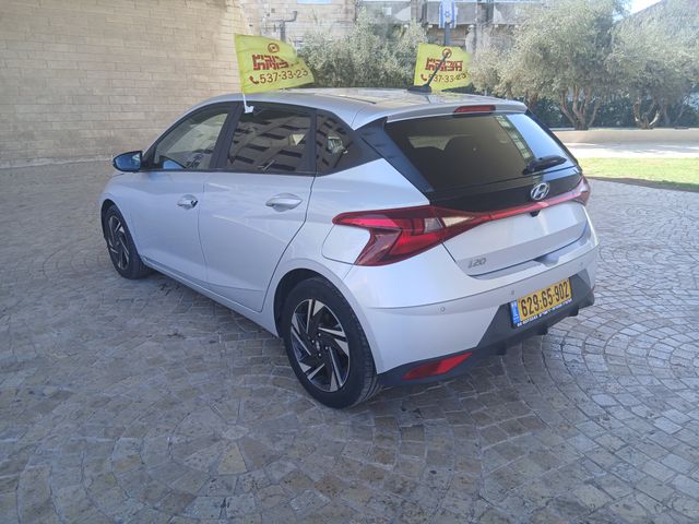 יונדאי i20