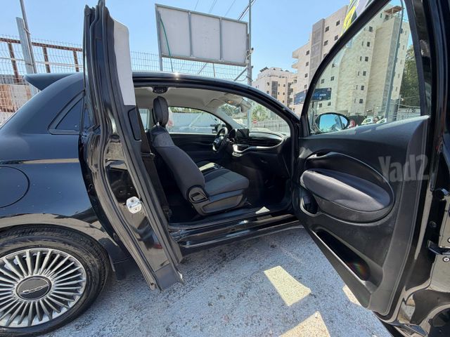 פיאט 500E