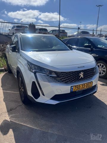 פיג'ו 3008