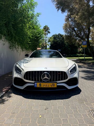 מרצדס-בנץ AMG GT