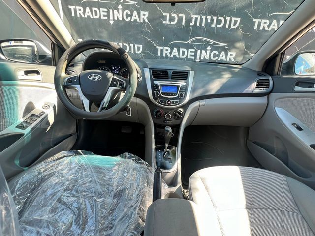 יונדאי אקסנט i25