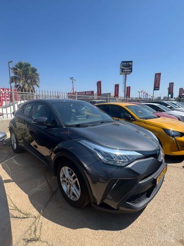 טויוטה C-HR