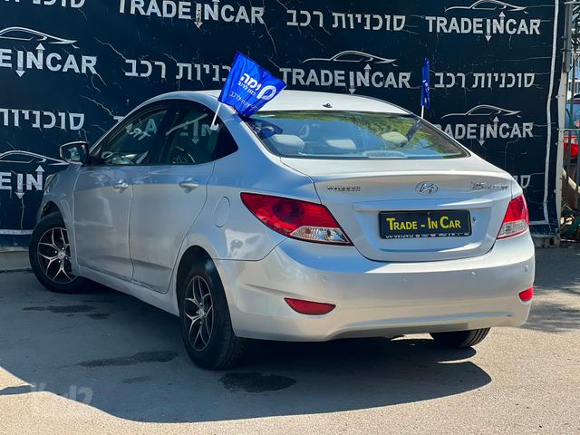 יונדאי אקסנט i25