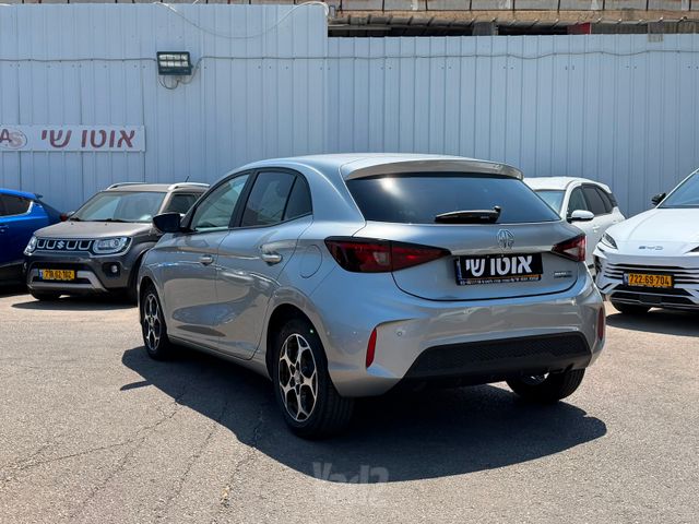 אם ג'י MG3