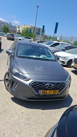 יונדאי איוניק