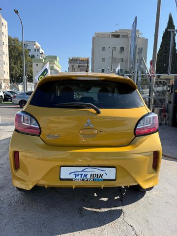 מיצובישי ספייס סטאר