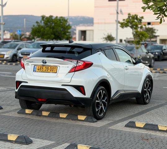 טויוטה C-HR