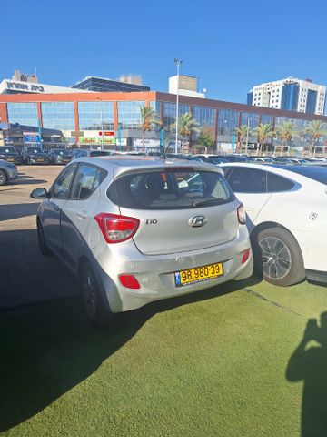 יונדאי i10