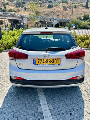 יונדאי i20