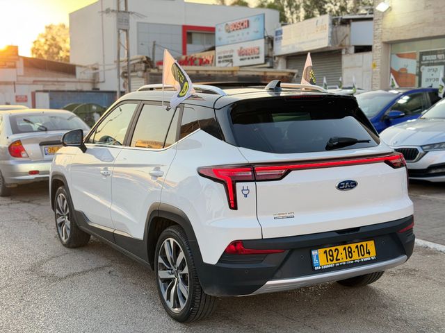 ג׳יי.איי.סי E-JS4