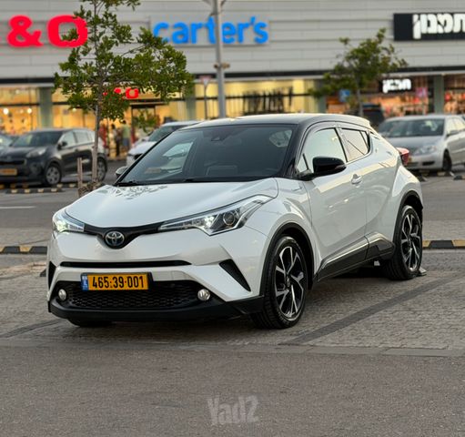 מודעת רכב טויוטה C-HR