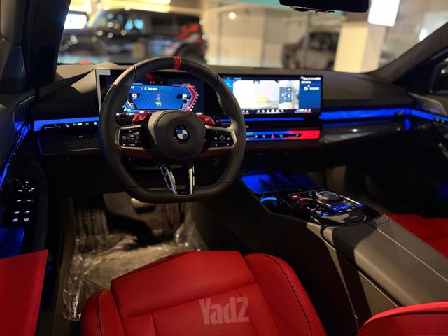 ב מ וו M5