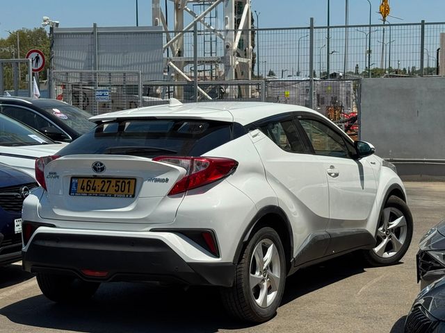 טויוטה C-HR