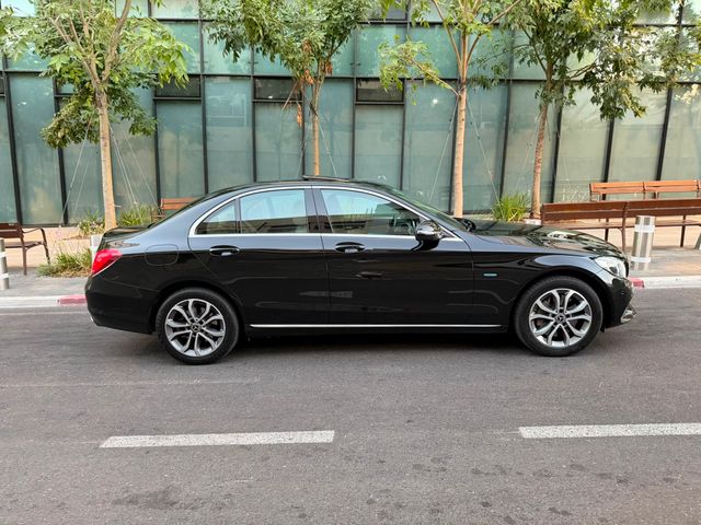 מרצדס-בנץ C-class