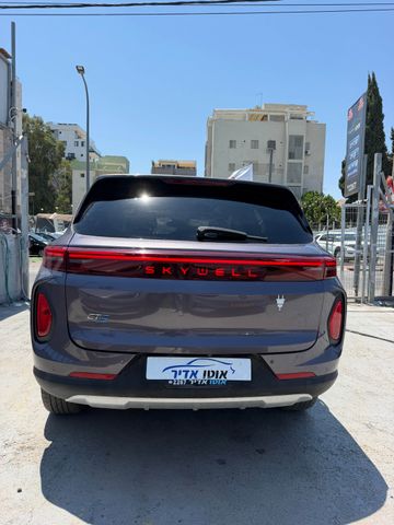 סקייוול ET5