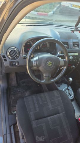 סוזוקי SX4